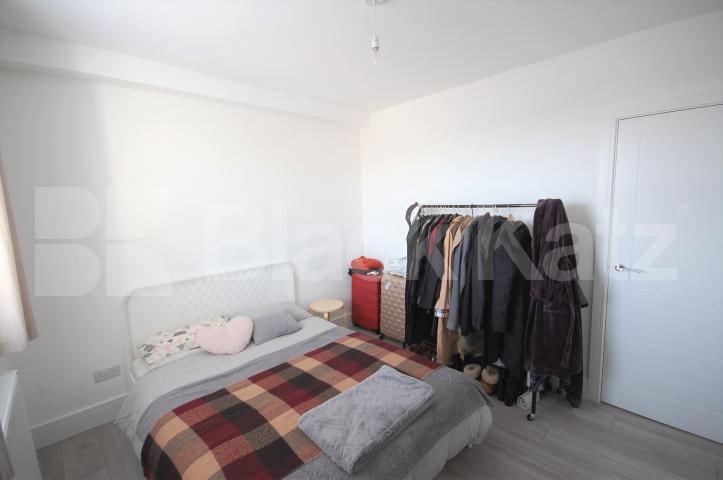 			NEW INSTRUCTION!, 1 Bedroom, 1 bath, 1 reception Apartment			 Ferme Park Road N4, FINSBURY PARK